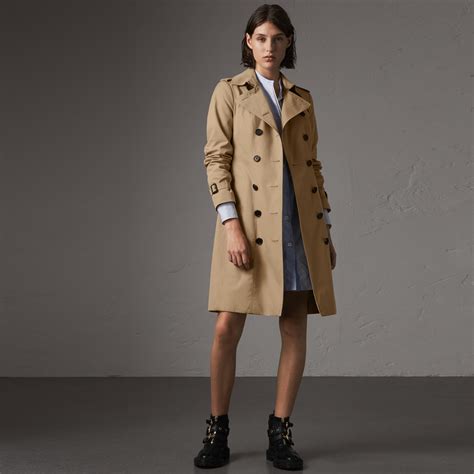 the sandringham burberry trench coat